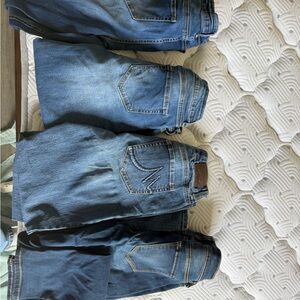 Woman’s Maurices jeans